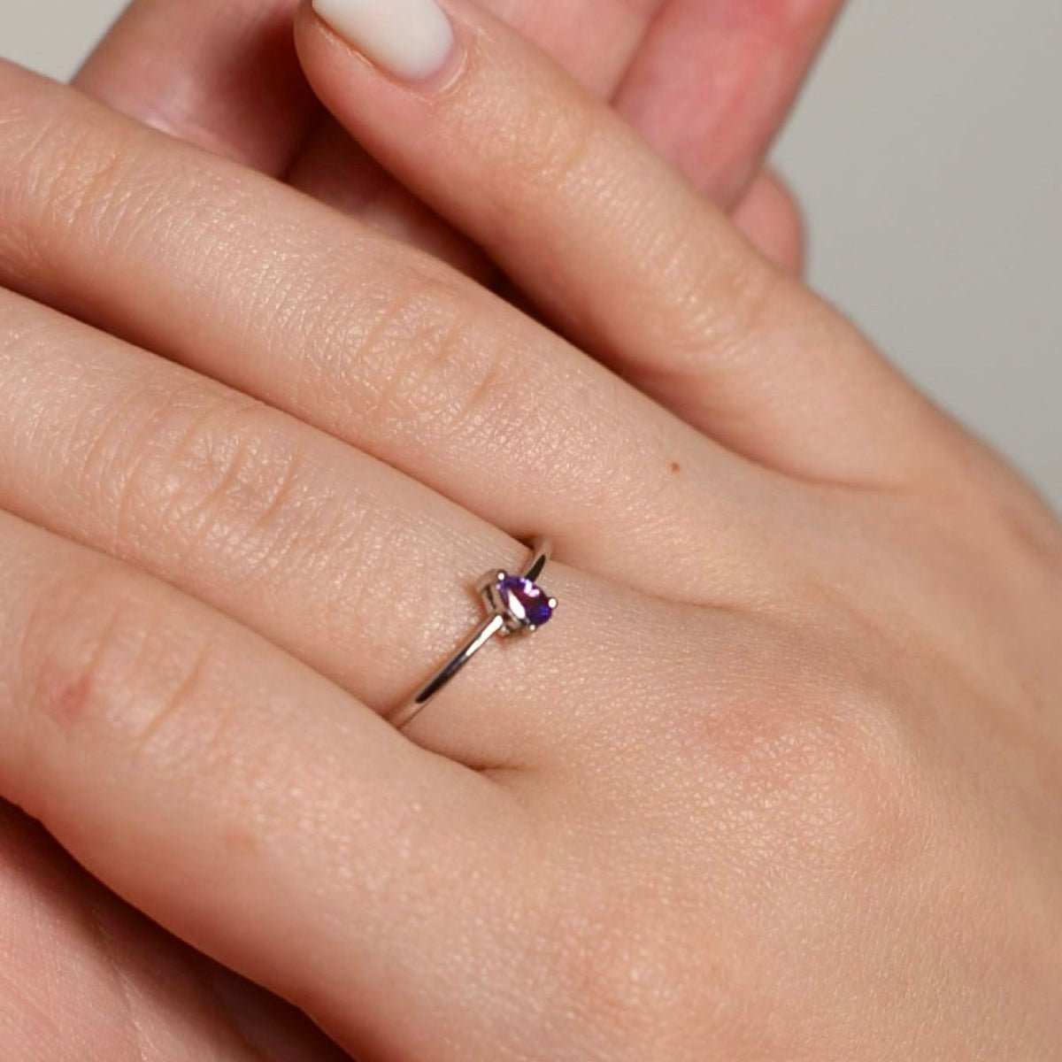 Amethyst gemstone ring