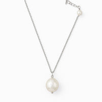 Pendant pearl necklace with a white baroque 10 mm pearl on silver chain 