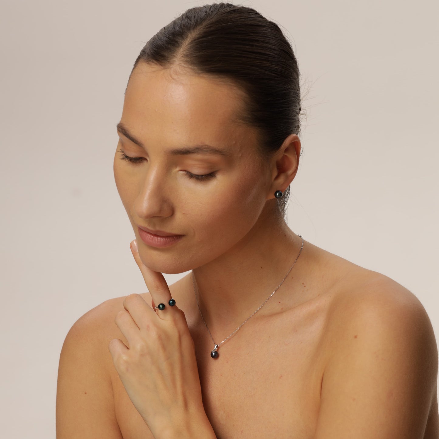 Luna White Gold Black Pearl Stud Earrings set pearlcode.co photo