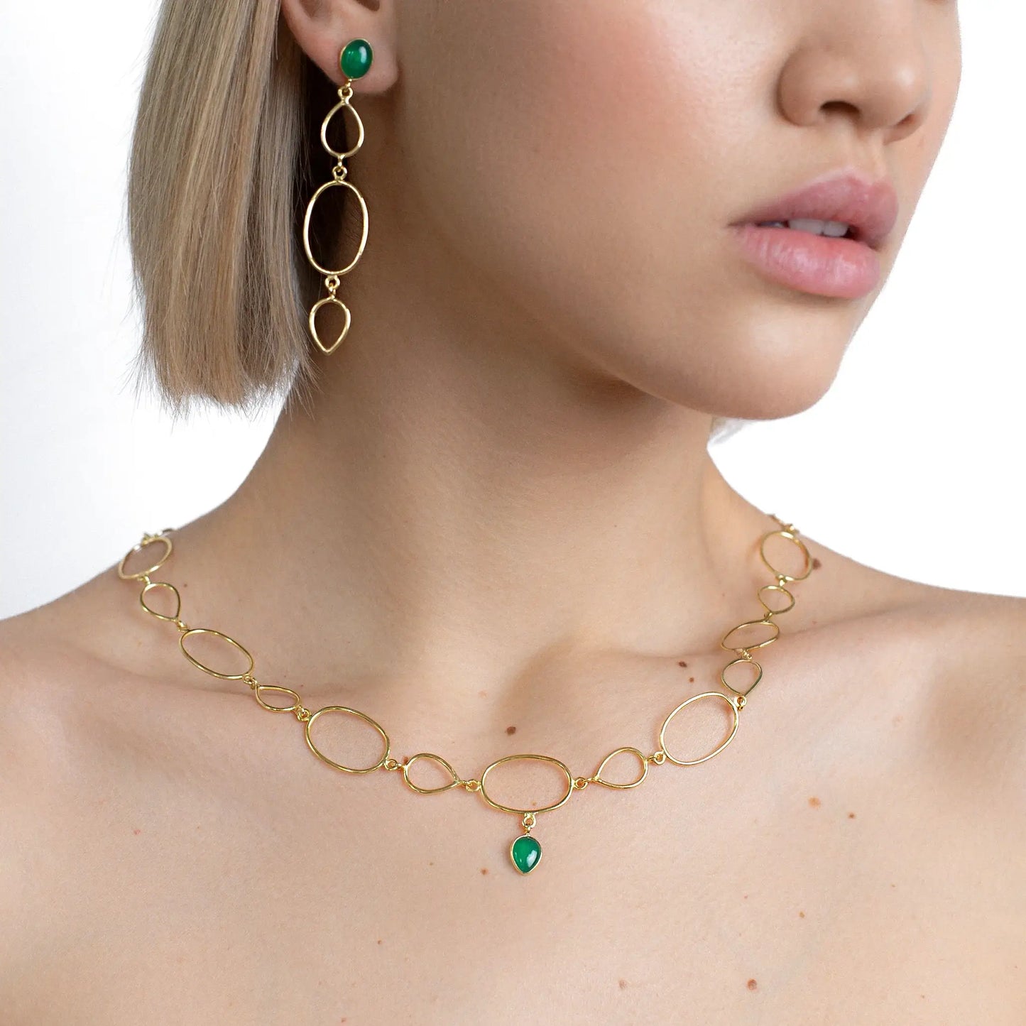 Muse Green Onyx Gold metal Set, drop earrings and chain necklace 