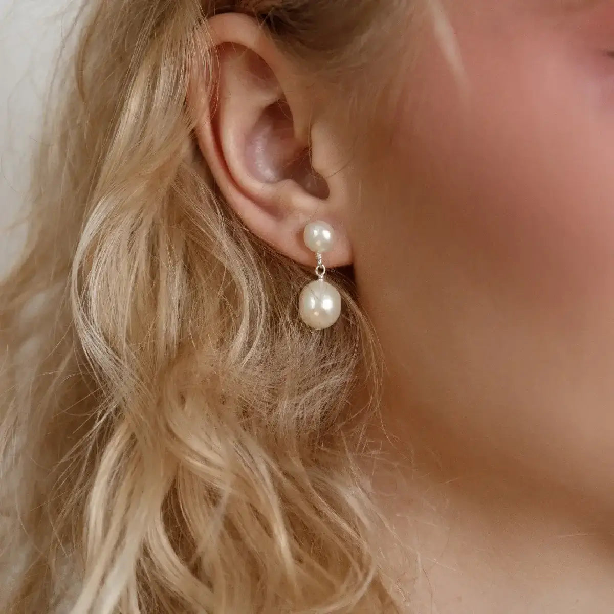 Drop earrings with baroque pearls, rhodium plated silver