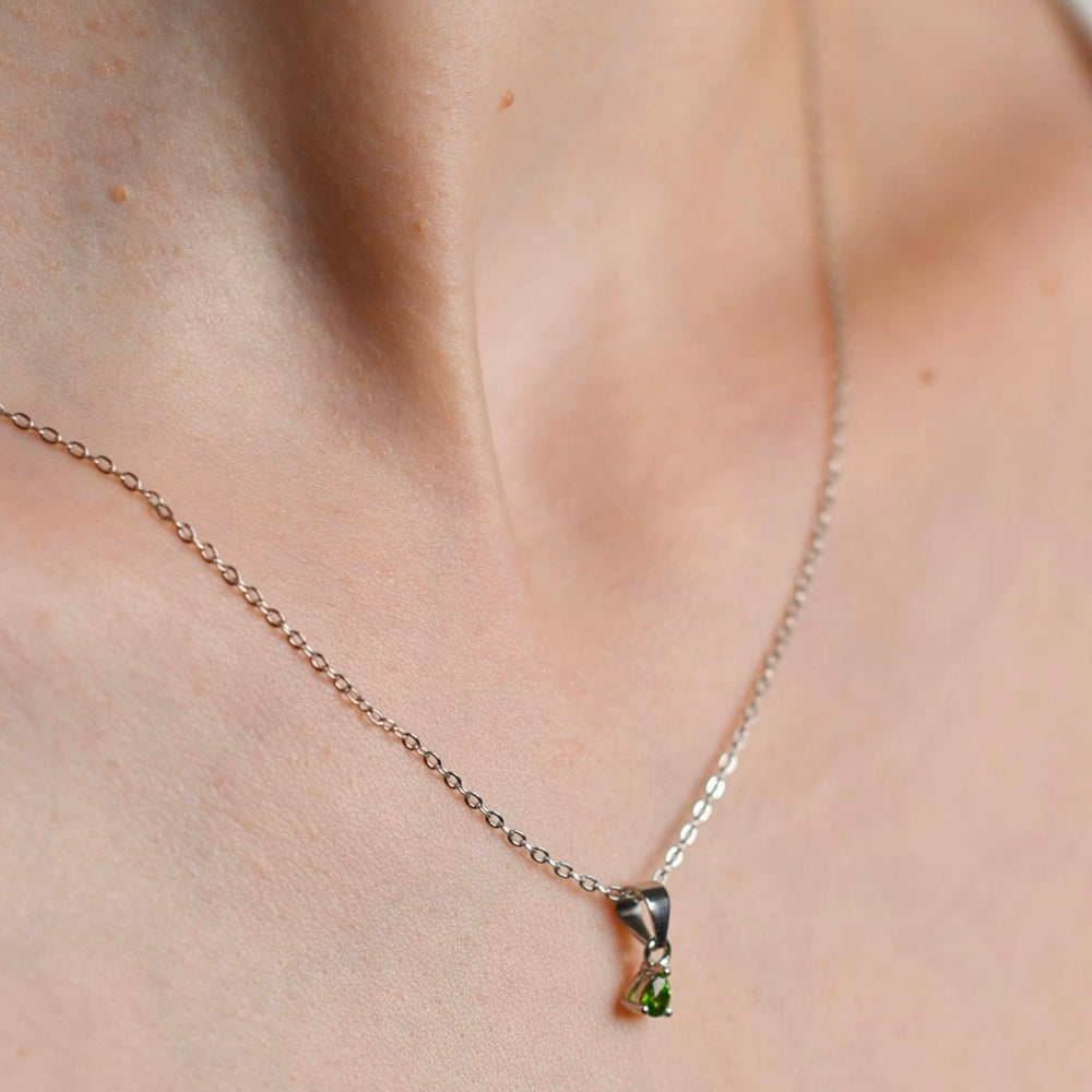 Peridot pendant for chain necklace