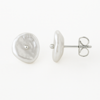 Rozeta Zenith keshi white pearl stud Earrings