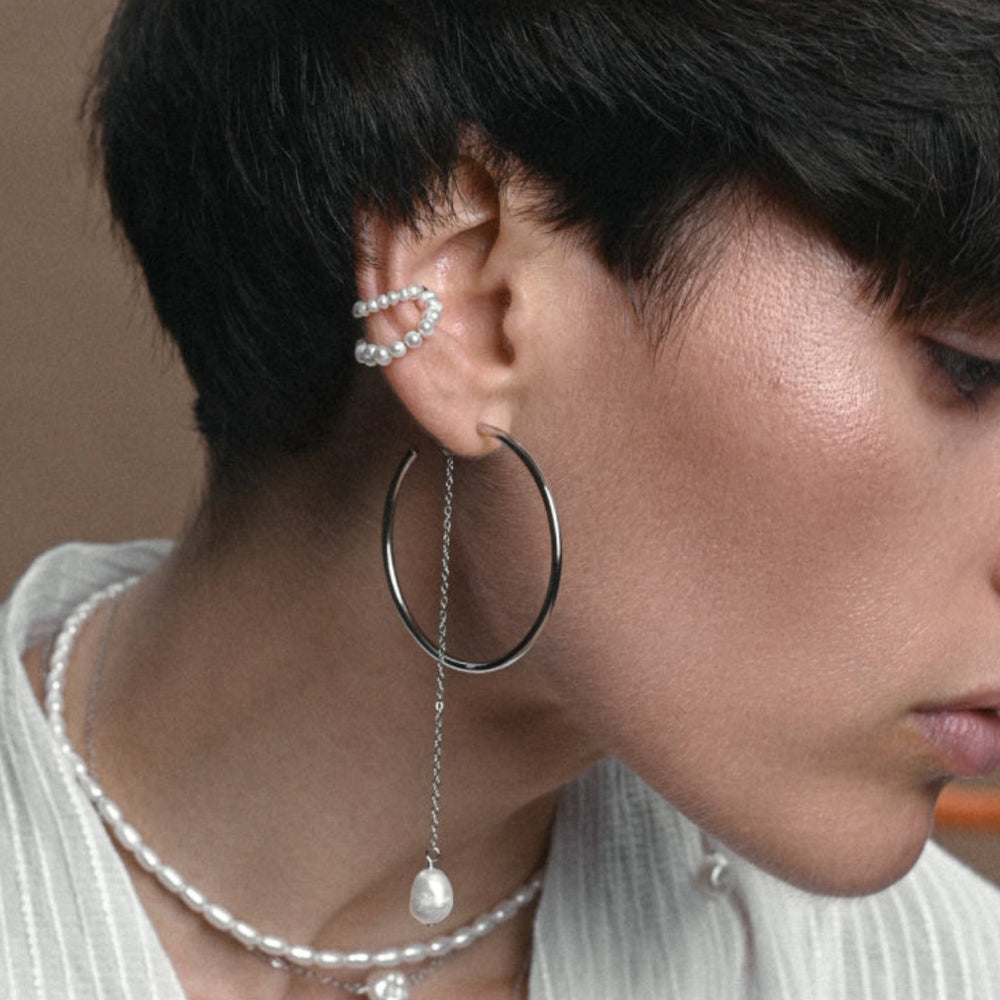 Silver Hoop Earrings with silver chain and pearl Blanche