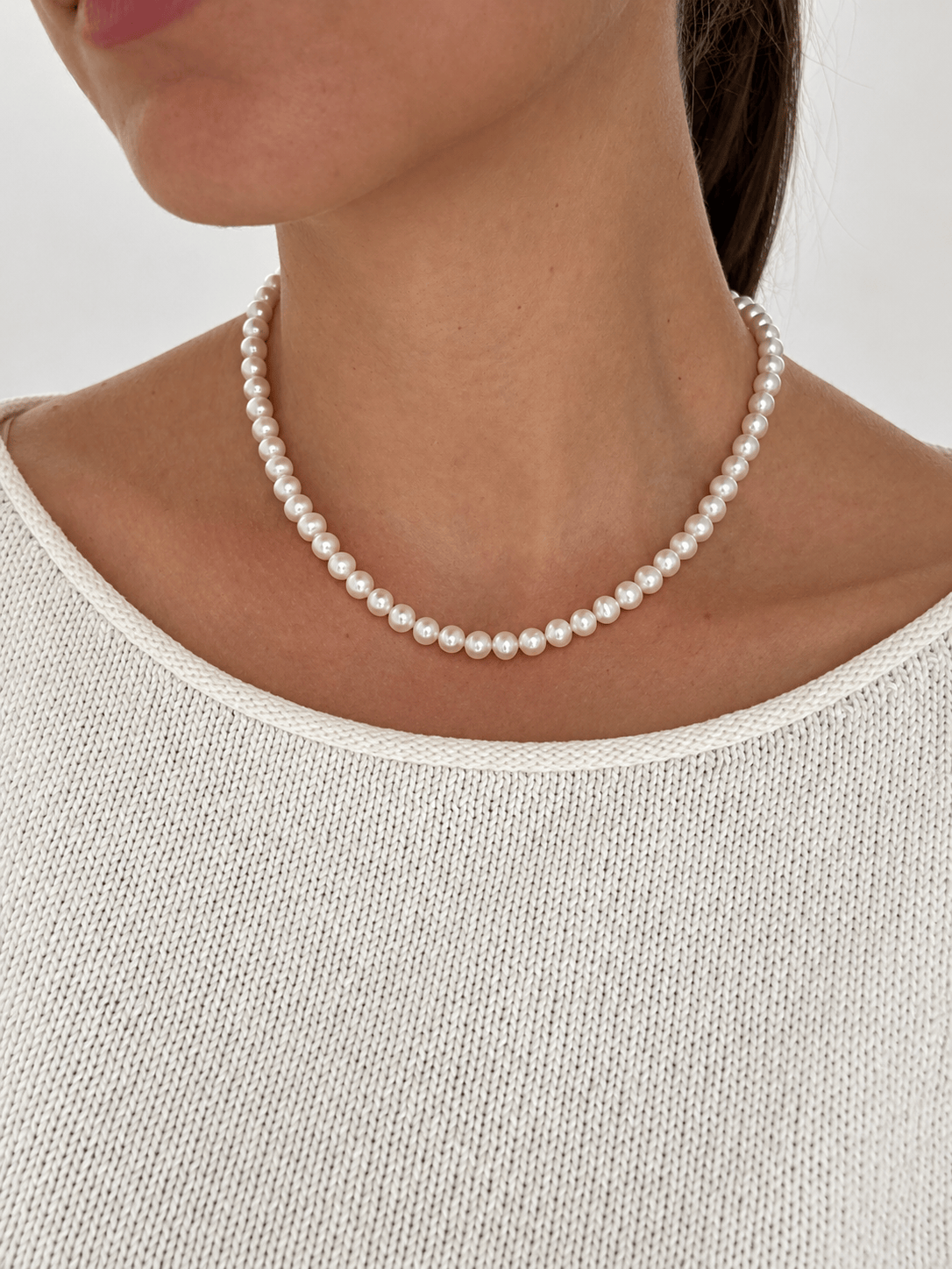 Aura Freshwater Pearl Silver Necklace photo