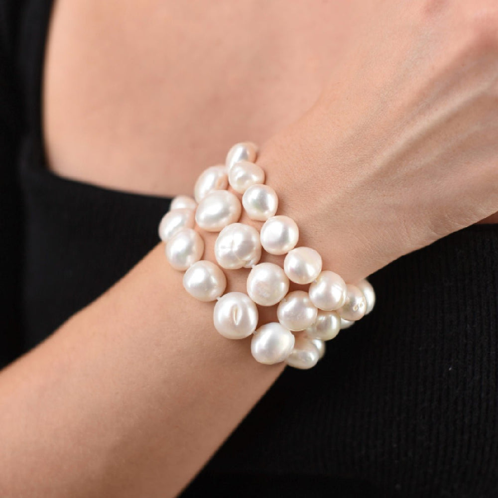 Bracelet with Premium Baroque Pearls of 10 mm