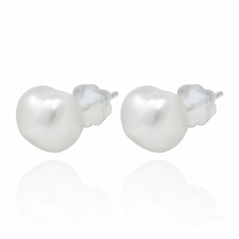 
                  
                    Stud earrings white baroque pearl of 7mm, silver metal
                  
                