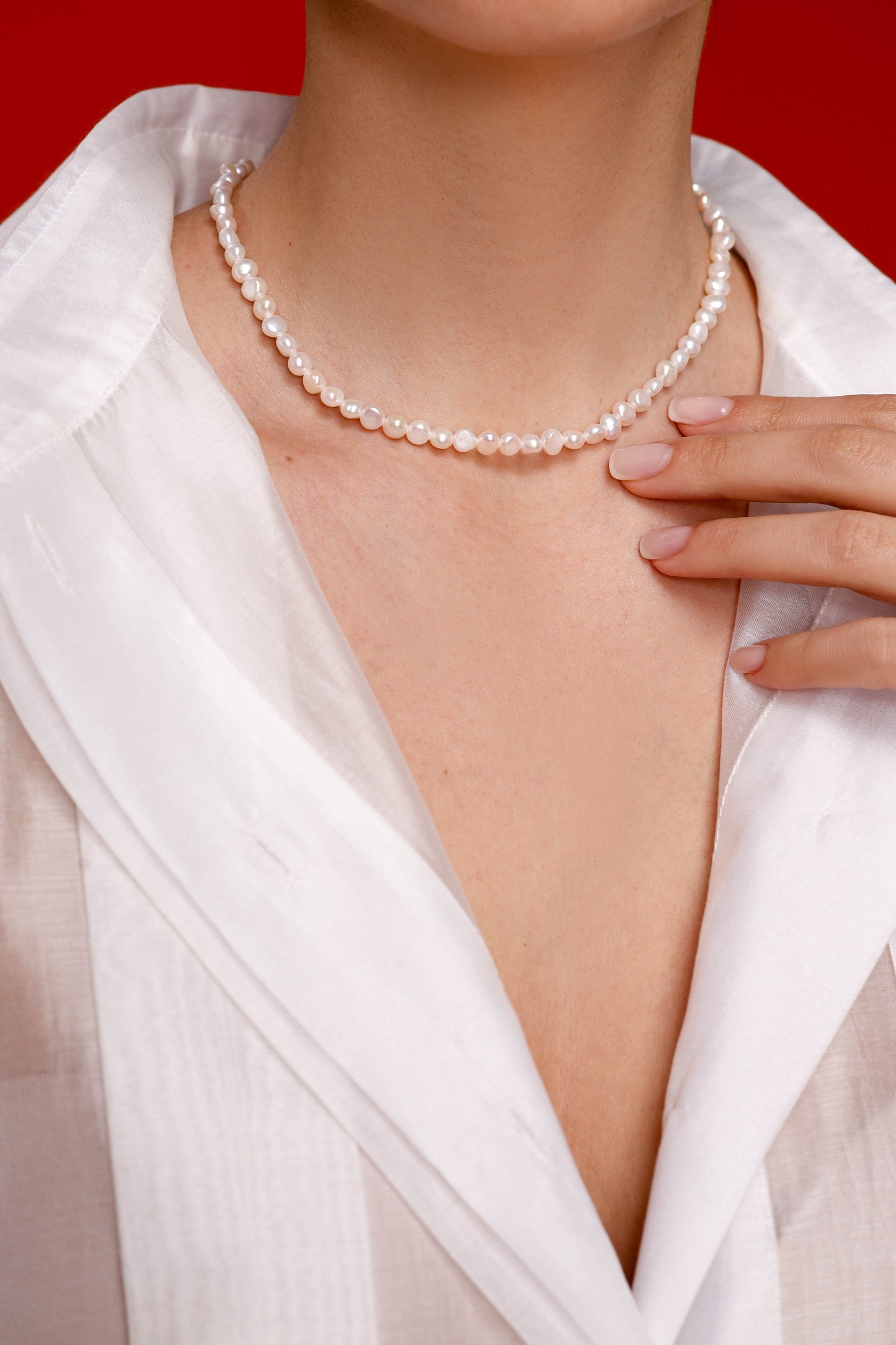 Choker with baroque white pearl 5 mm photo