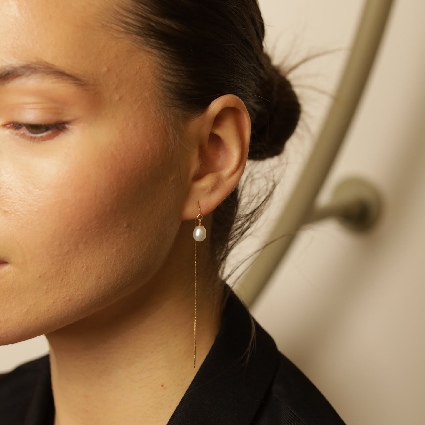 Flow pearl earrings, gold and silver photo