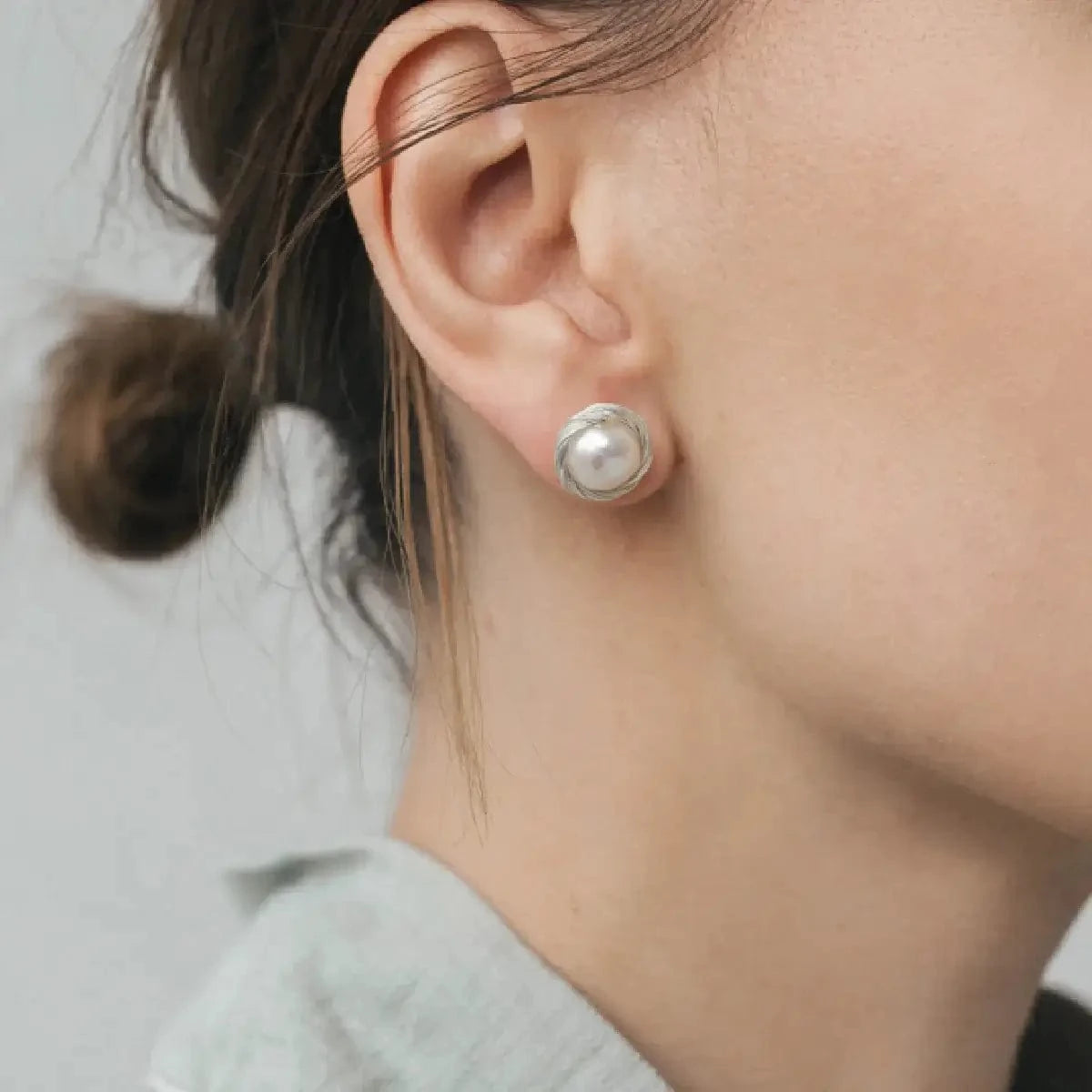 Formal white pearl stud earrings, silver photo