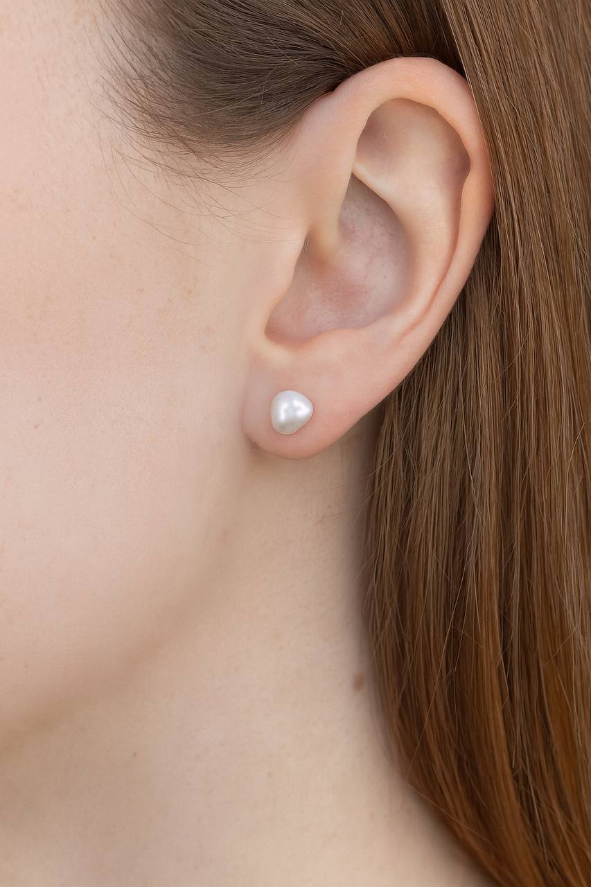 Premium Silver 7 mm baroque pearl stud earrings photo
