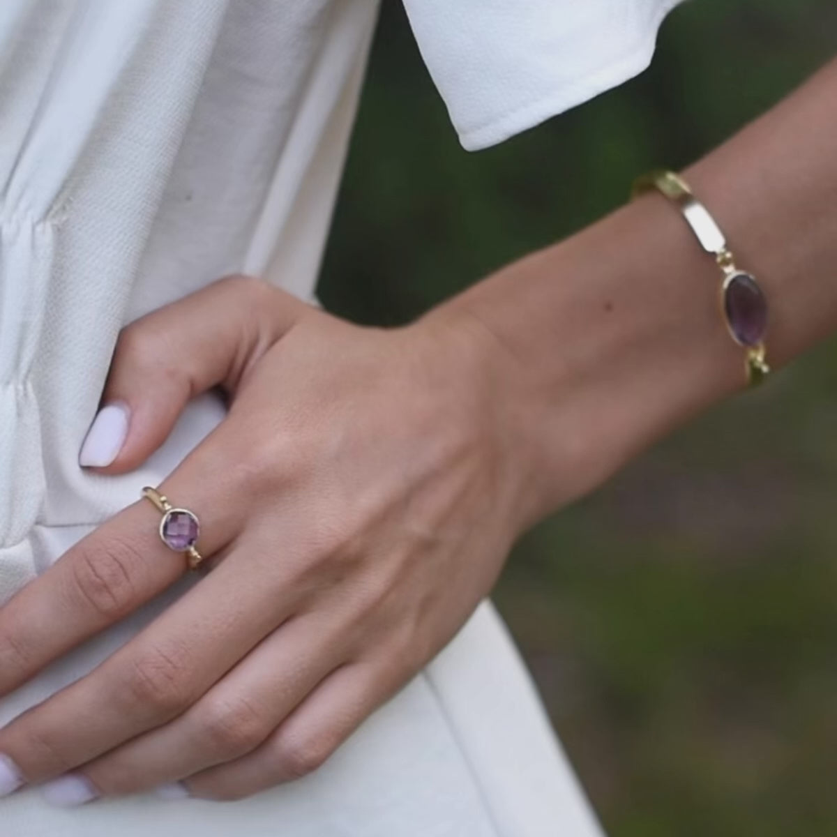 Bracelet and ring with amethyst gemstone, gold vermeil metal, Muse collection