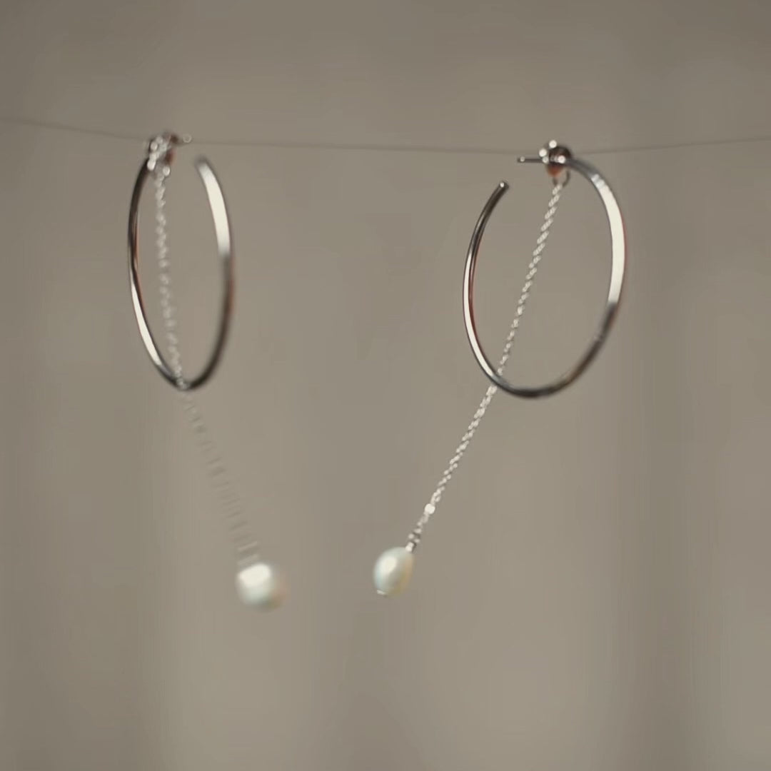 Silver Hoop Earrings with silver chain and pearl Blanche