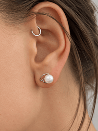Vela White Pearl Silver Stud Earrings photo