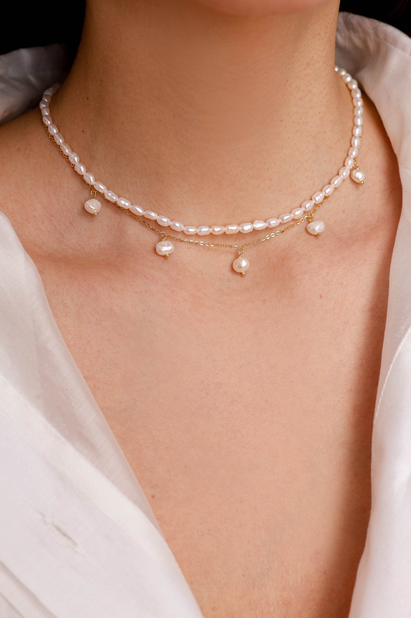 White choker with rice pearls 4 mm, AA photo