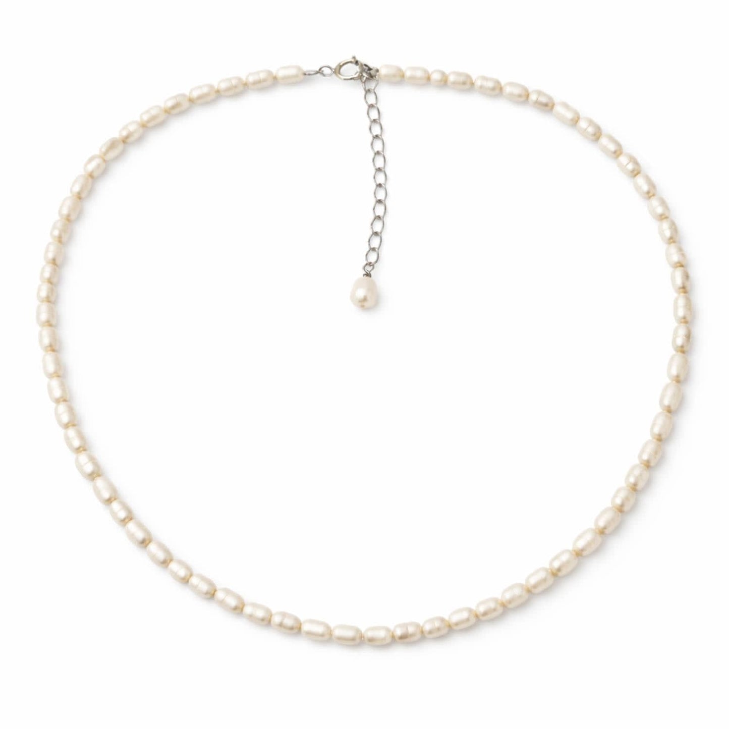 White choker with rice pearls 4 mm, AA photo